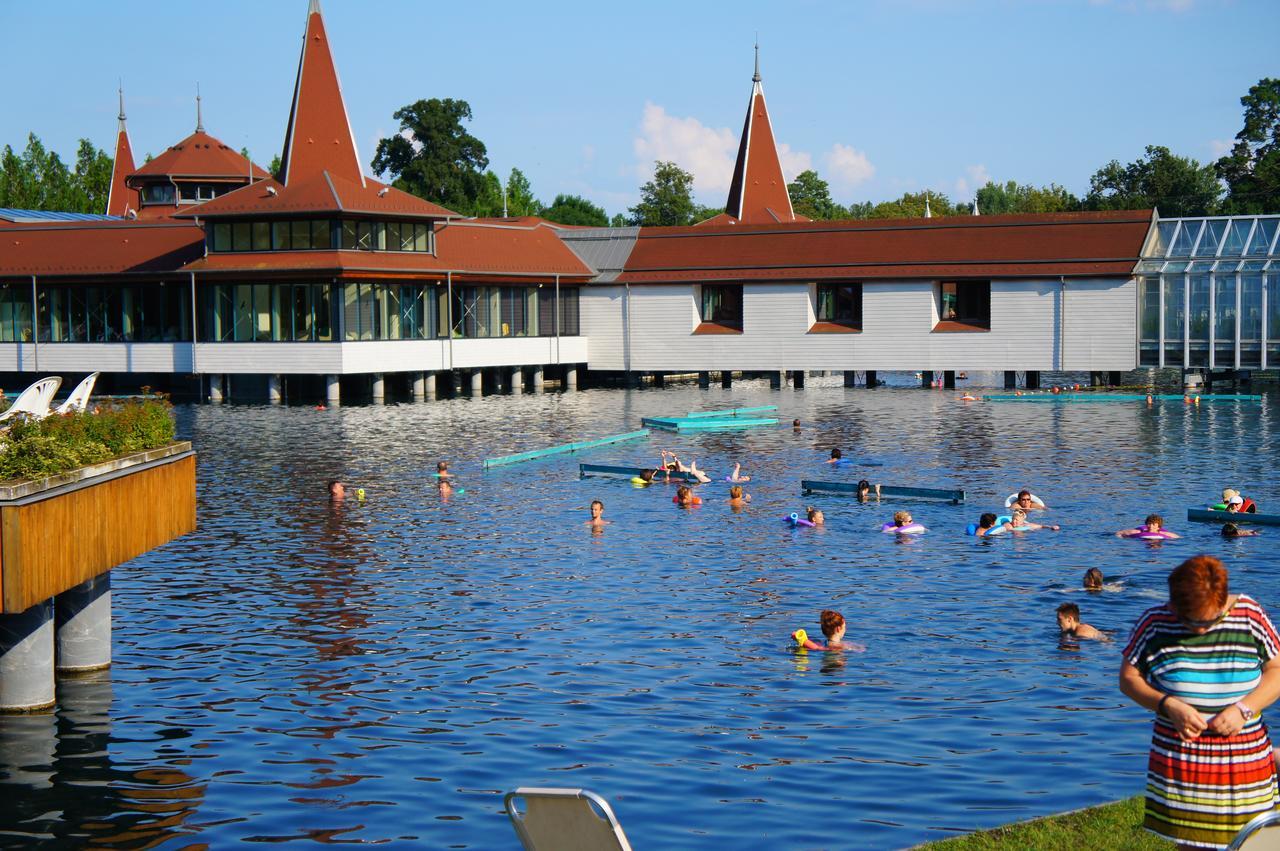 Valloris Apartments Хевіз Екстер'єр фото